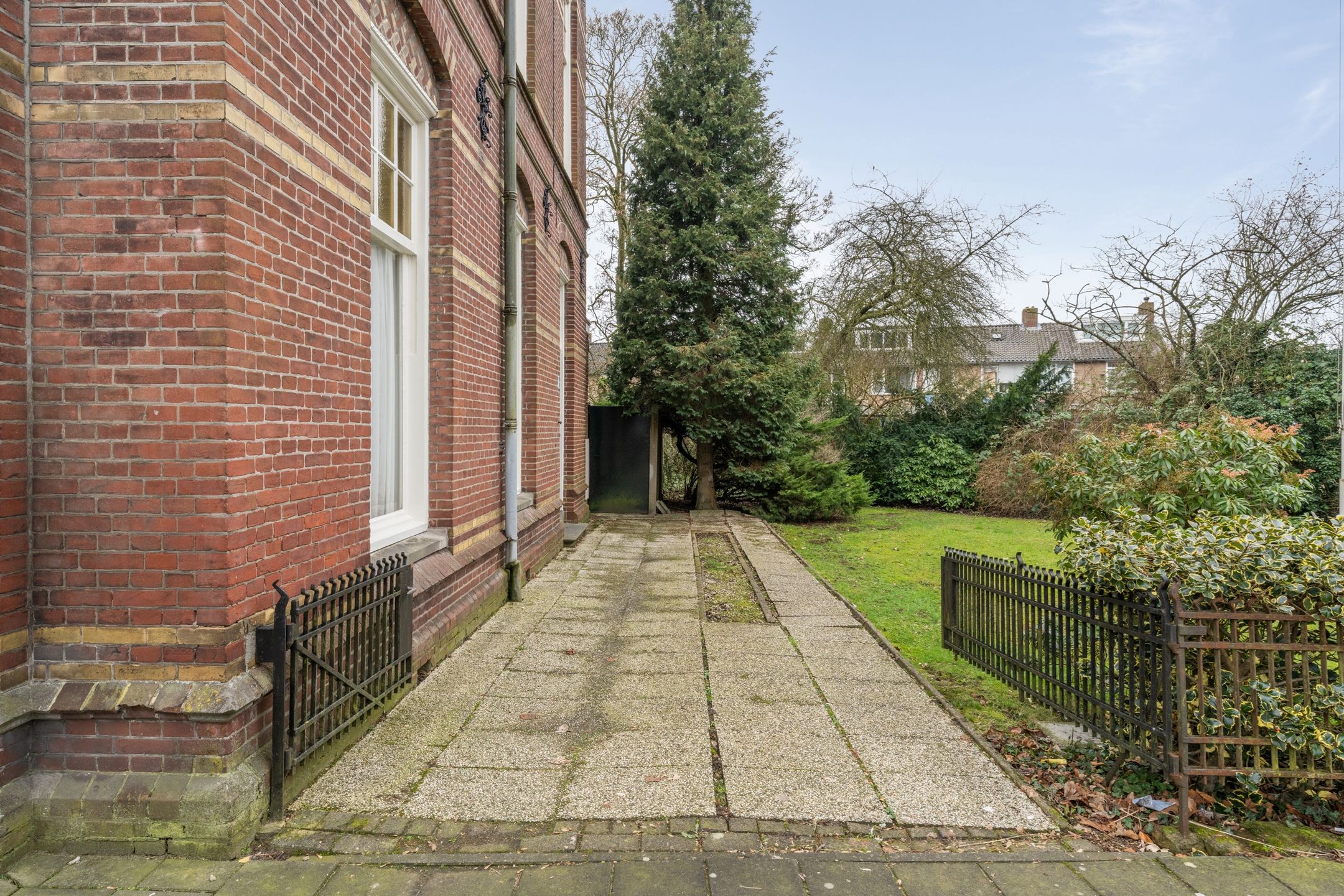 Foto 6 van Van Bergenplein 68