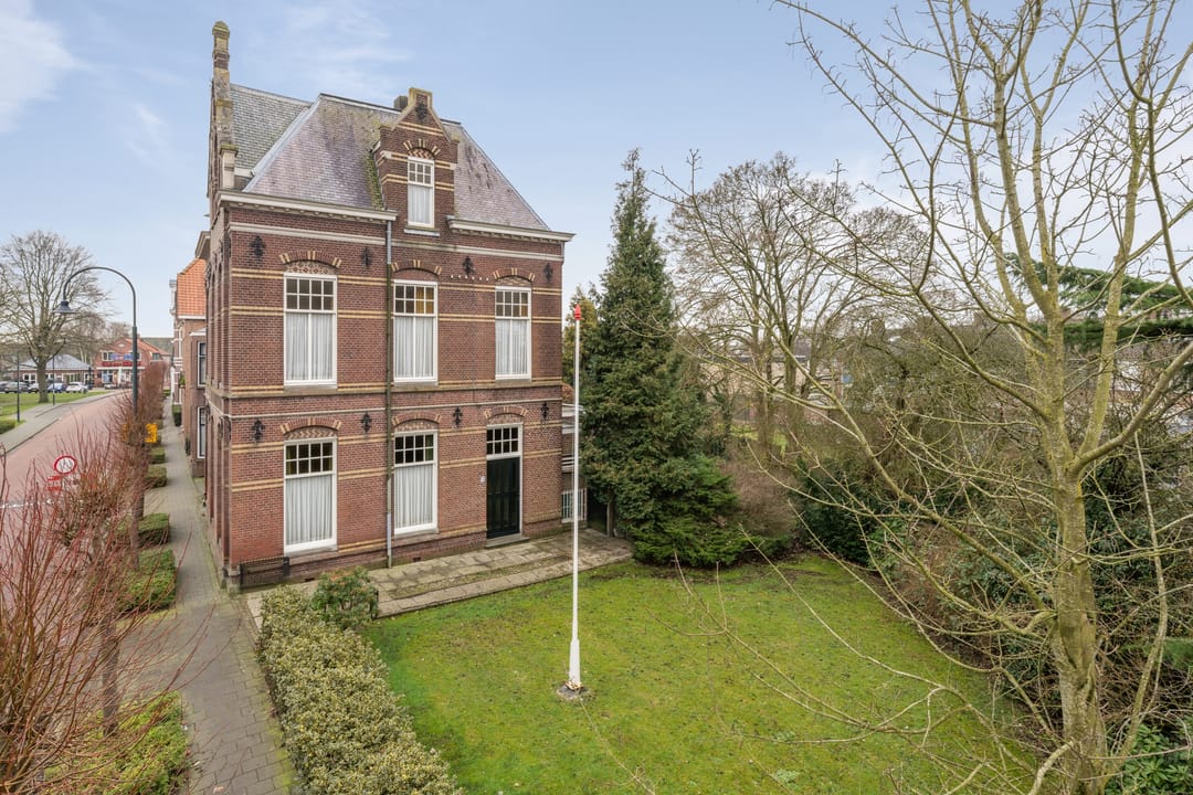 Foto 68 van Van Bergenplein 68