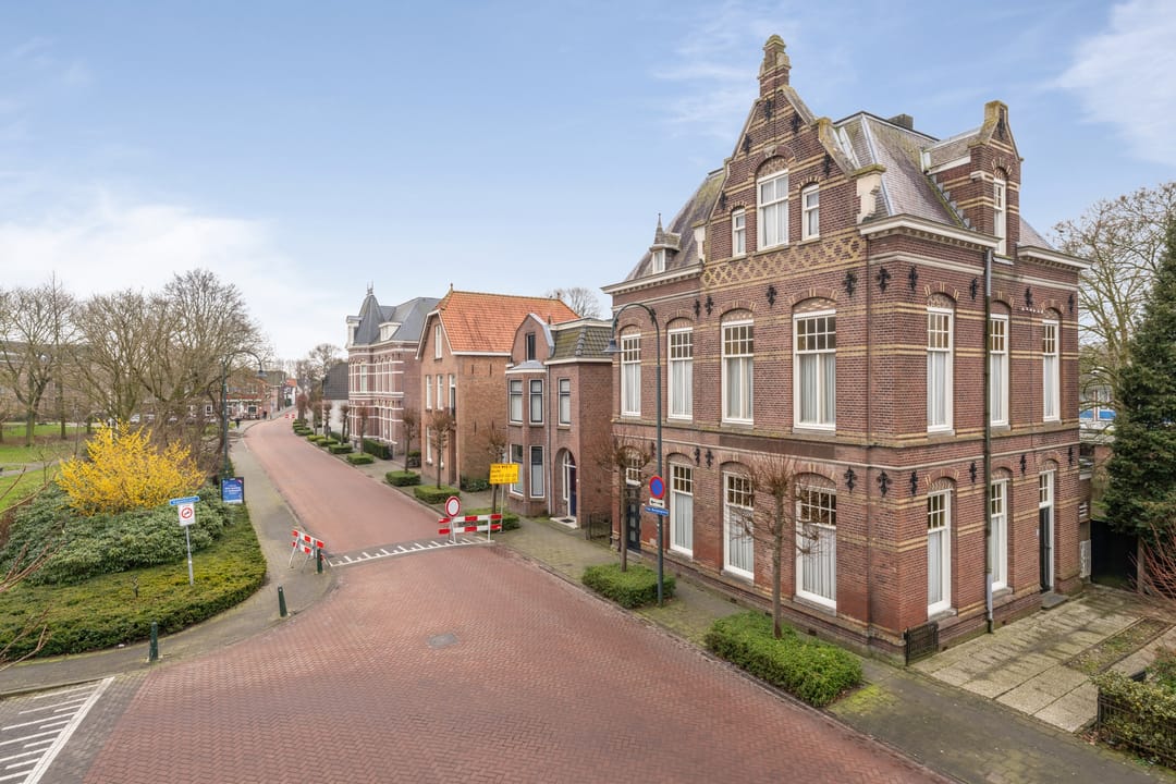 Foto 77 van Van Bergenplein 68