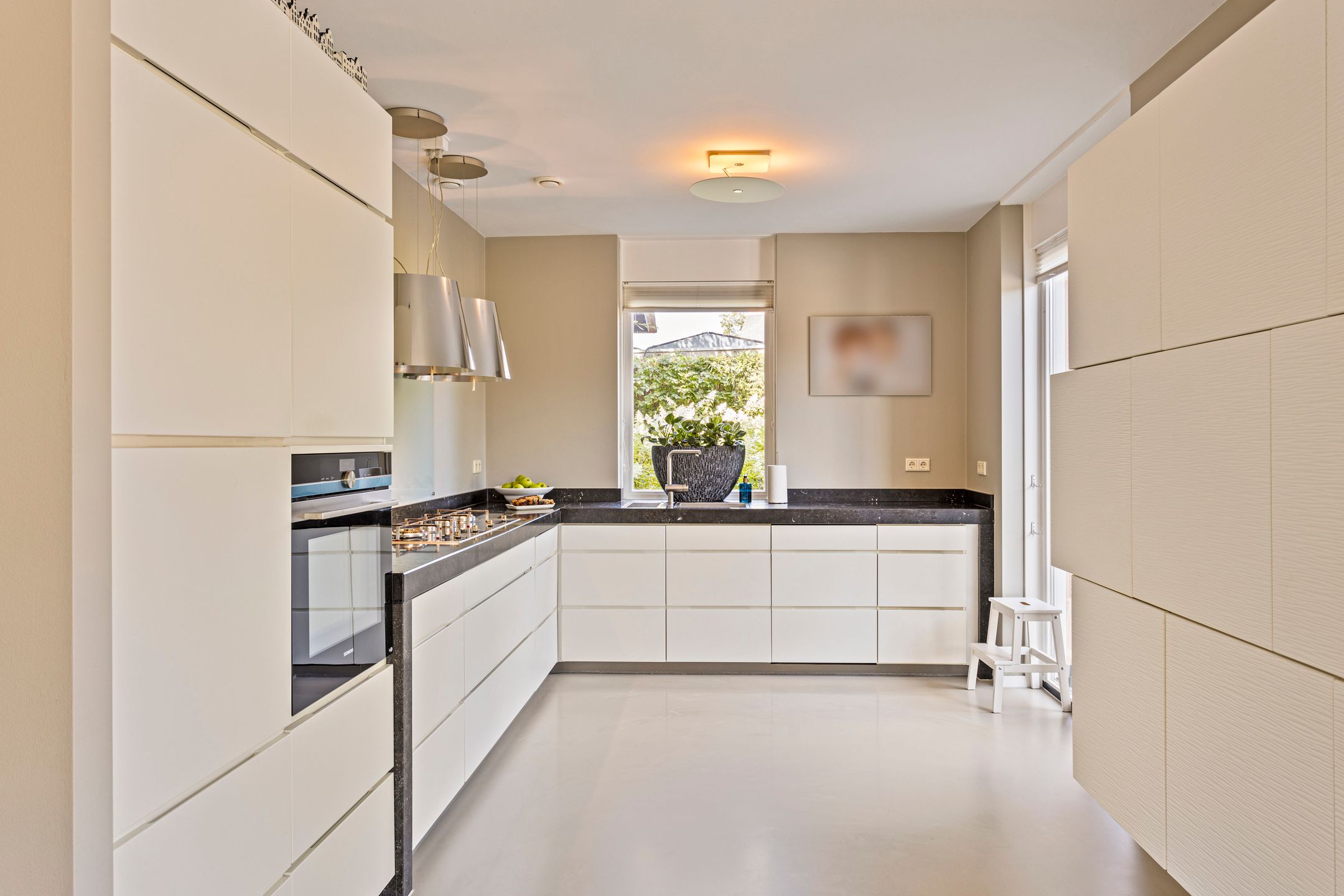 Foto 15 van Bé van den Doolstraat 40