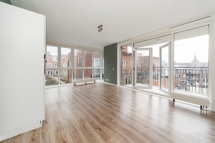 Photo 12 of Plein 1944 130-A