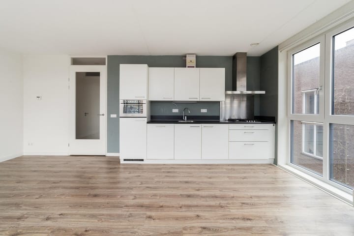 Photo 13 of Plein 1944 130-A