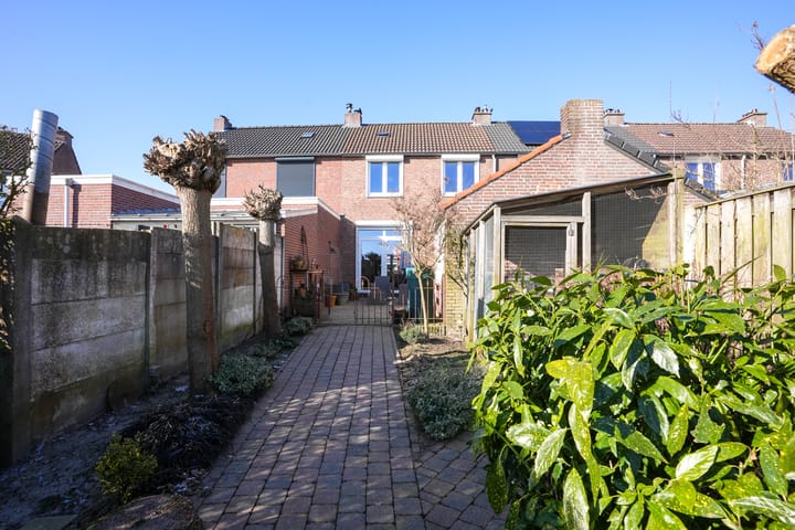 Foto 27 van Burgemeester Dortantsstraat 25