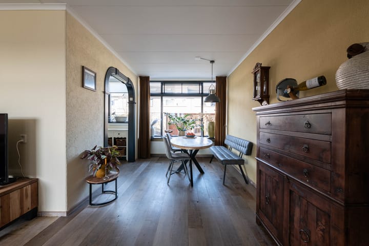 Foto 16 van Joost van den Vondellaan 11