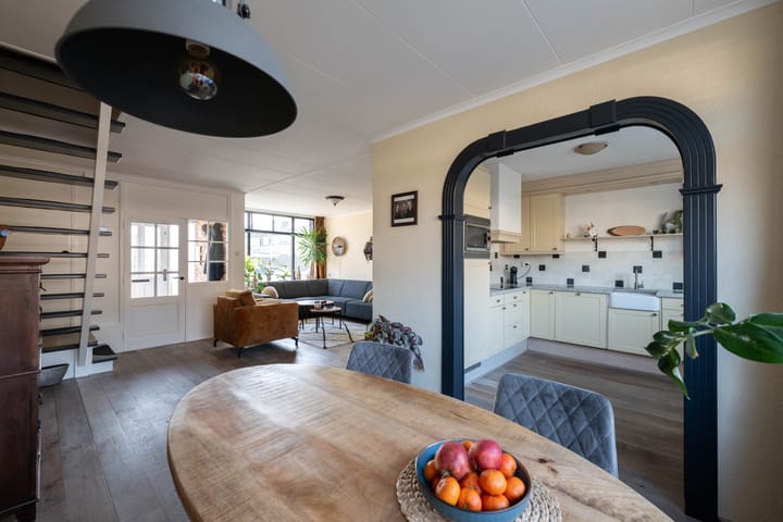 Foto 17 van Joost van den Vondellaan 11