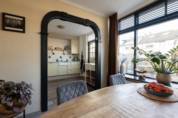 Foto 18 van Joost van den Vondellaan 11