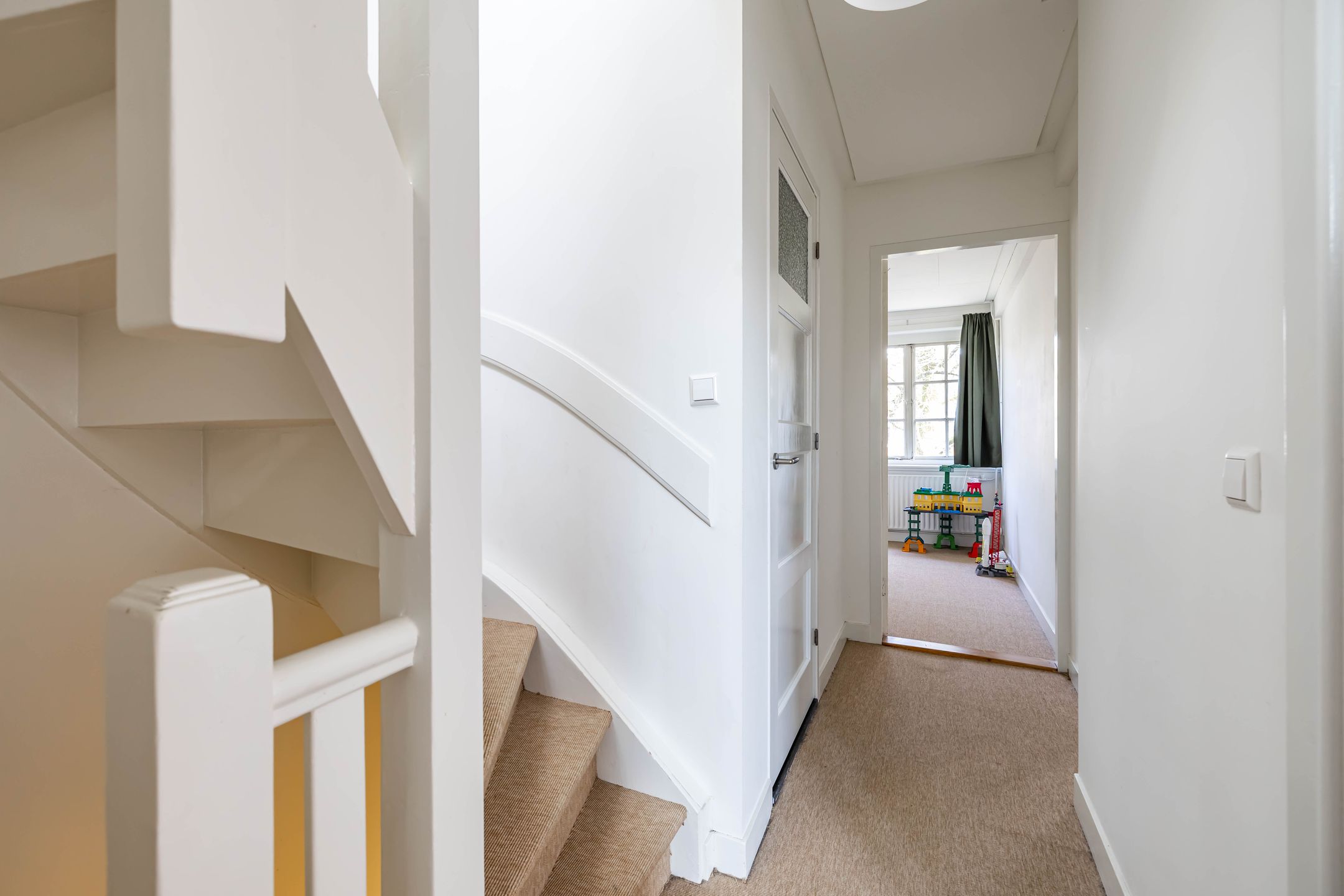 Foto 30 van Troelstralaan 21-B