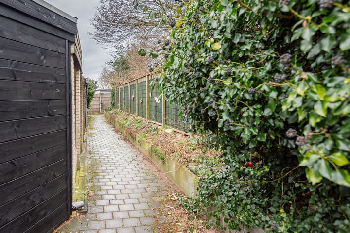 Foto 33 van Lijsterstraat 10