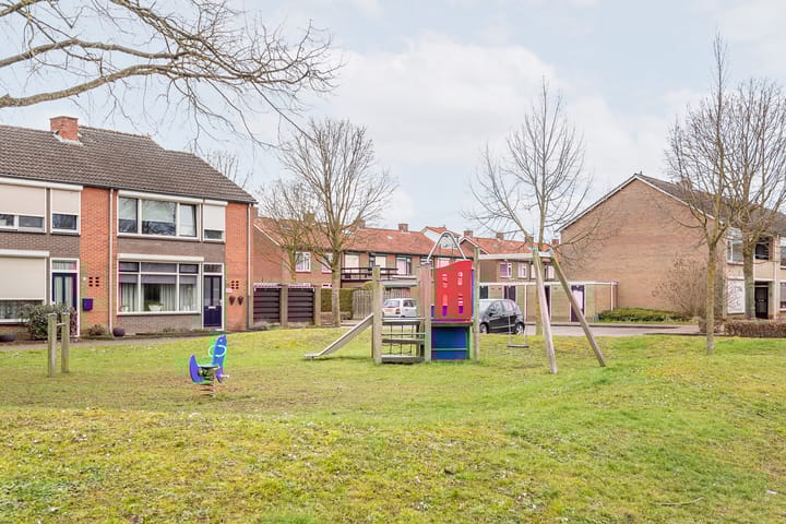 Foto 35 van Lijsterstraat 10