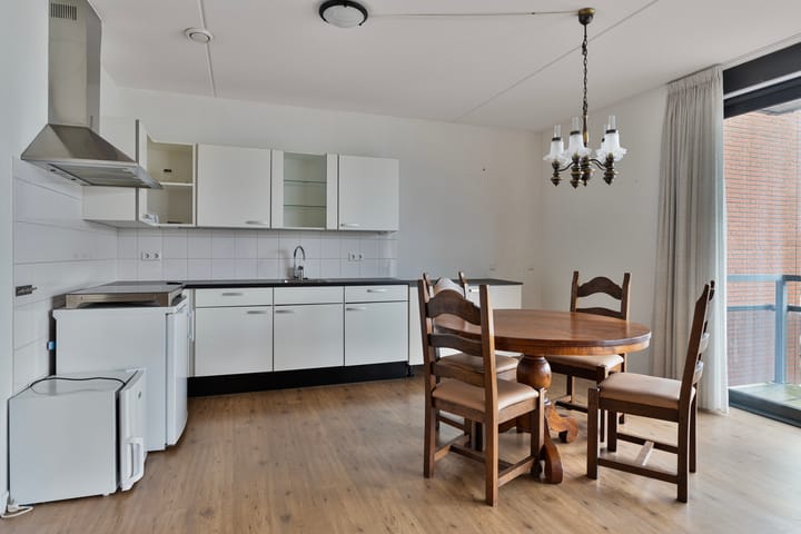 Photo 12 of Beukenstraat 4-14