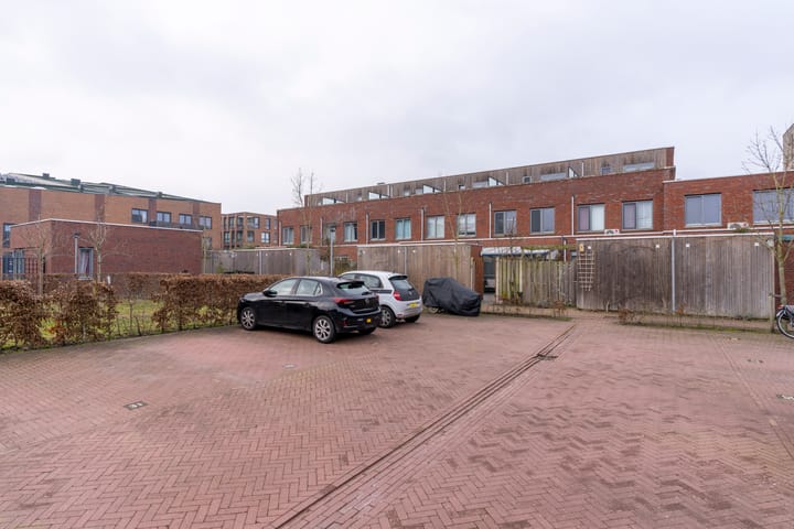 Foto 14 van John Coltranestraat 8