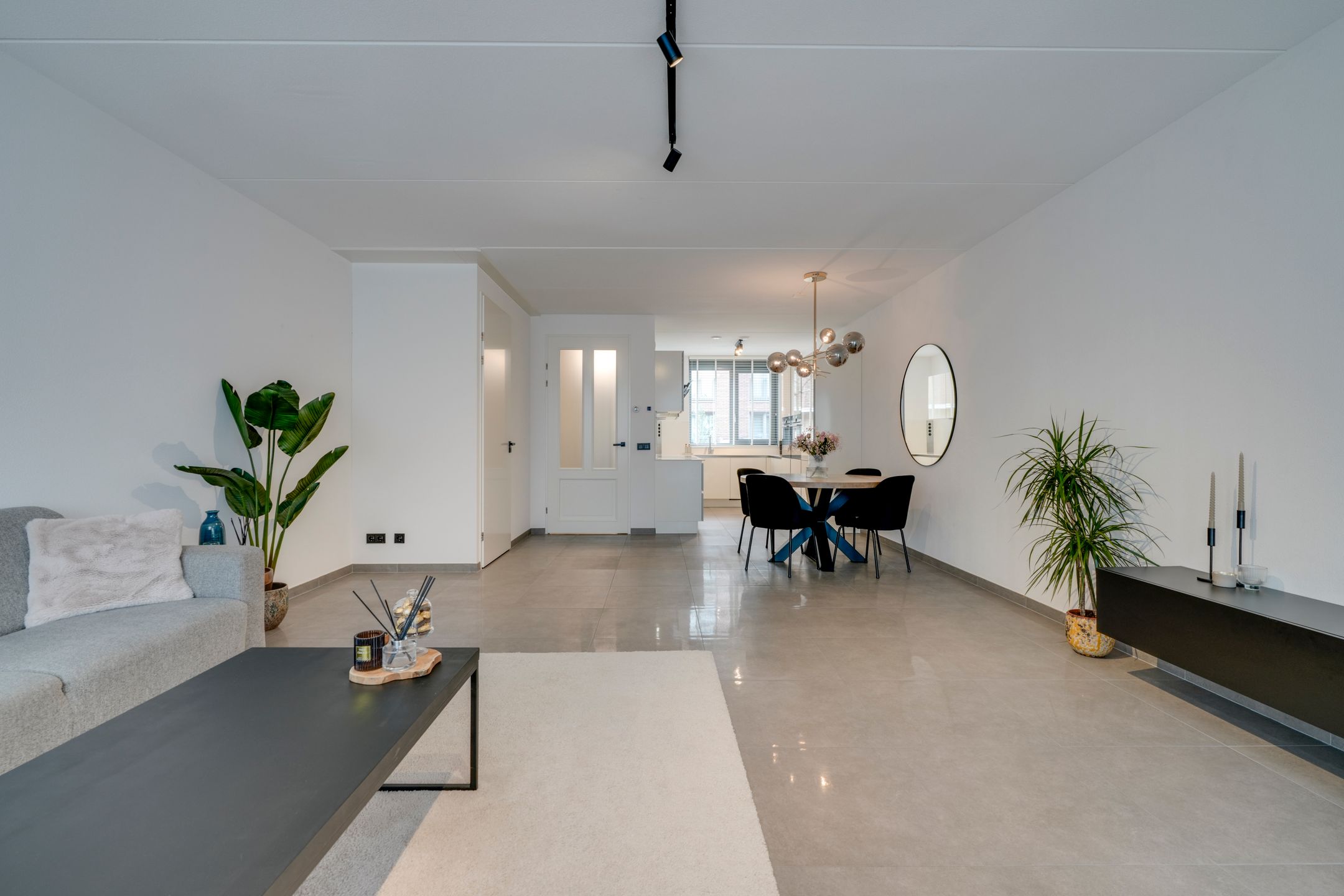 Foto 18 van John Coltranestraat 8