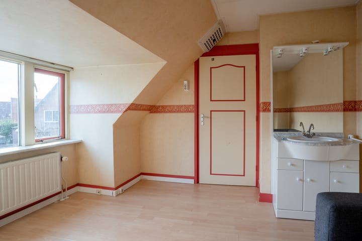 Foto 11 van Dokter Holtropstraat 169