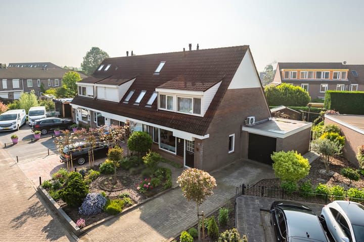 Foto 34 van Multatulistraat 7