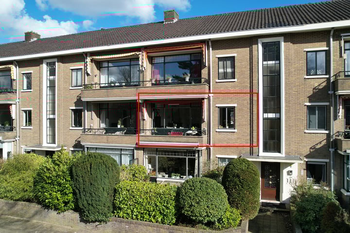 Bekijk foto van Burgemeester Andriessenstraat 22