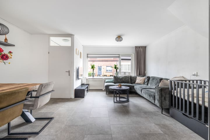 Foto 4 van Weegbree 7