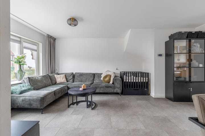 Foto 5 van Weegbree 7