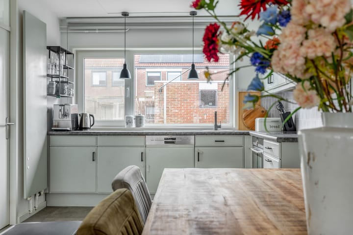 Foto 10 van Weegbree 7