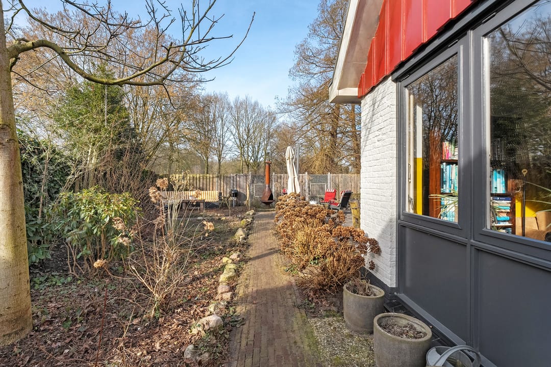 Foto 41 van Rietzangerstraat 1