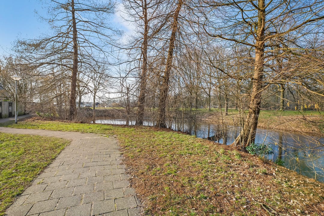 Foto 61 van Rietzangerstraat 1