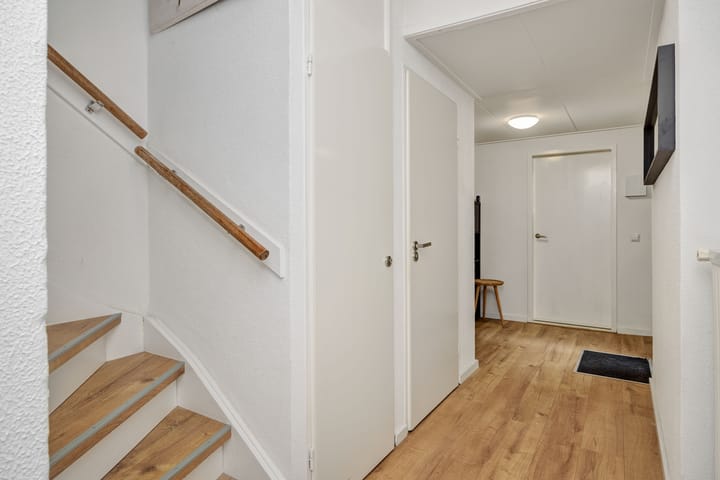 Photo 14 of Staringstraat 39