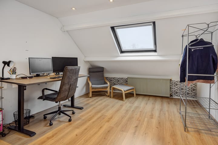 Photo 28 of Staringstraat 39