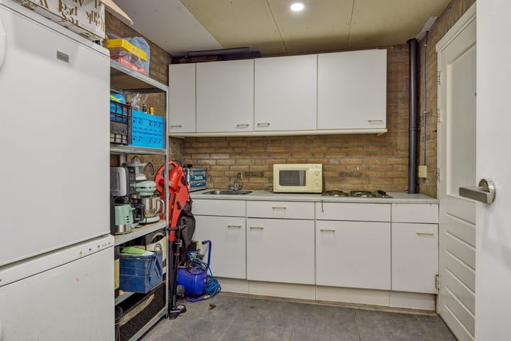 Photo 30 of Staringstraat 39