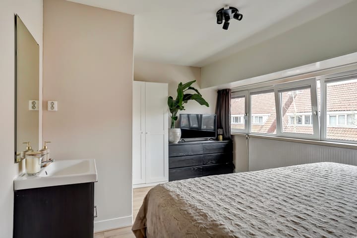 Foto 24 van Ruusbroecstraat 22