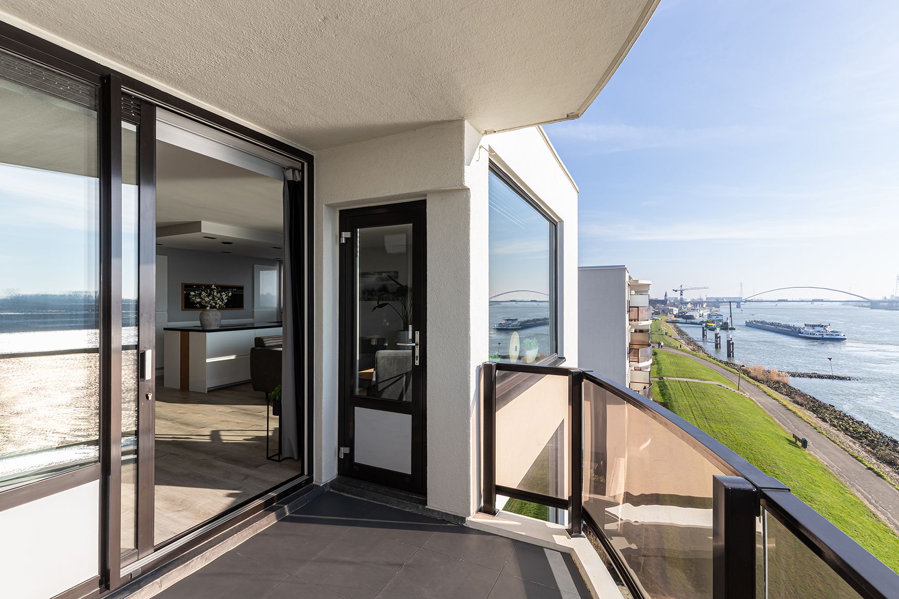 Foto 33 van Pontonniersweg 399