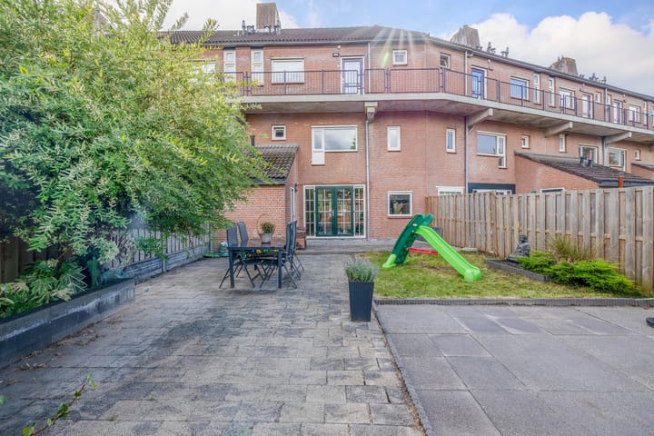 Photo 39 of J.C. Sterrenburgstraat 19