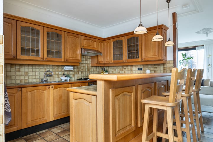 Photo 13 of Reewal 4