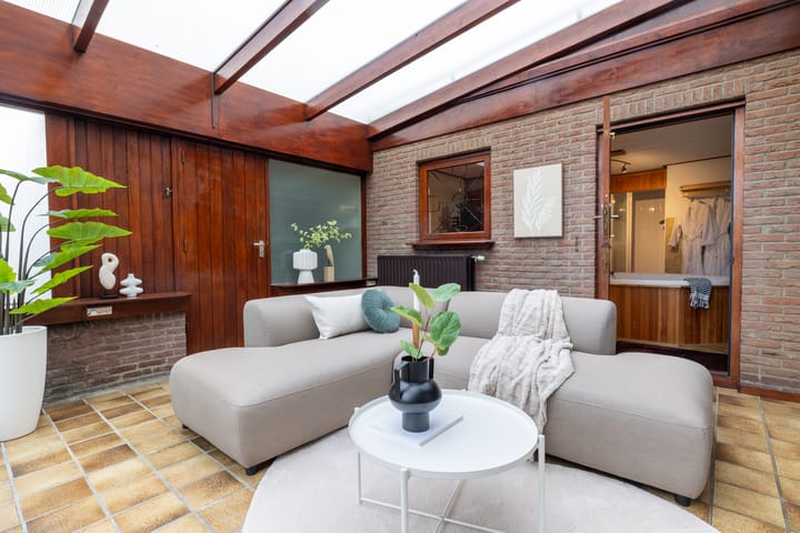 Photo 22 of Reewal 4