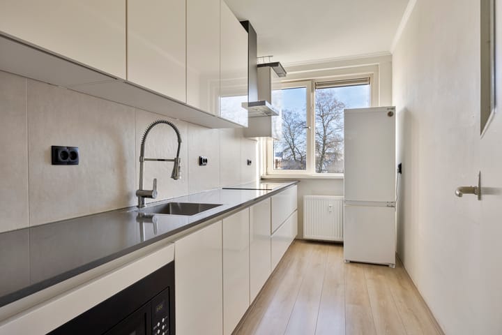 Foto 10 van Zocherstraat 27