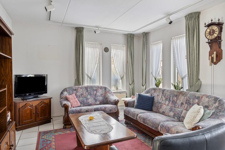 Foto 10 van Herman van Velzenstraat 10