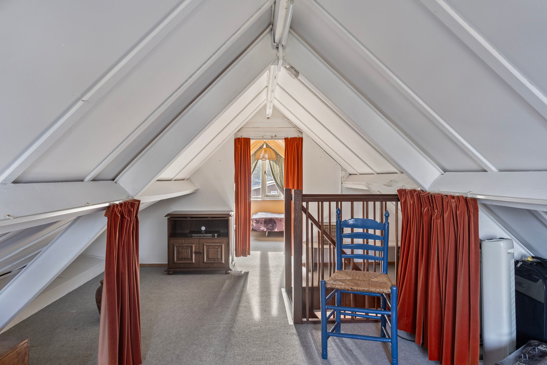 Foto 27 van Herman van Velzenstraat 10