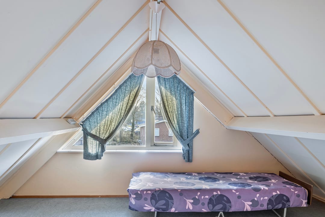 Foto 28 van Herman van Velzenstraat 10