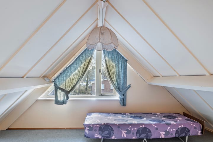 Foto 28 van Herman van Velzenstraat 10