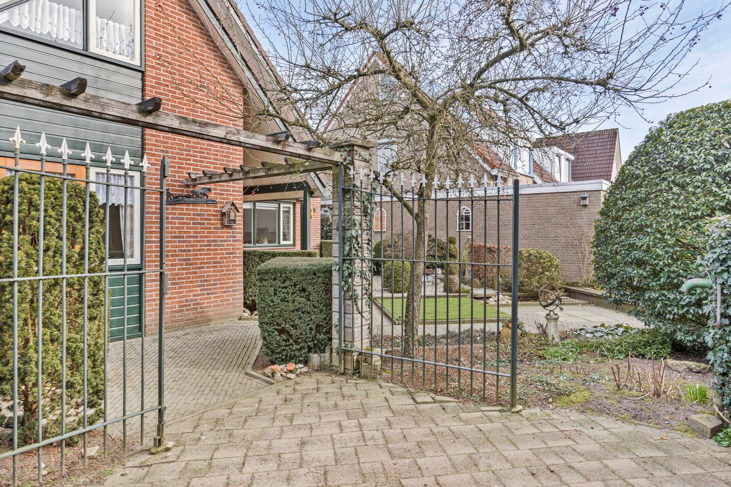 Foto 34 van Herman van Velzenstraat 10