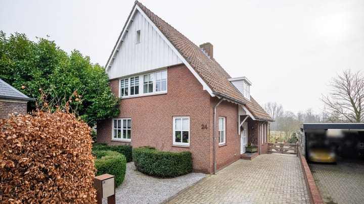 Foto 2 van Wierdensestraat 24