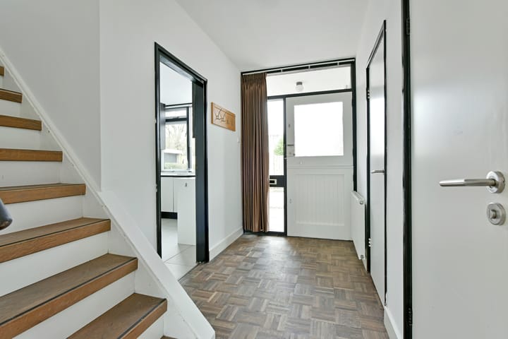 Foto 6 van Van der Welstraat 7