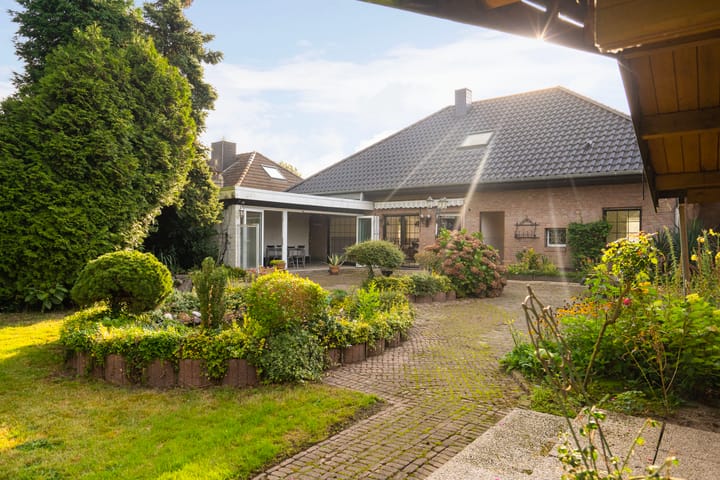 Foto 3 van Schulstraße 26