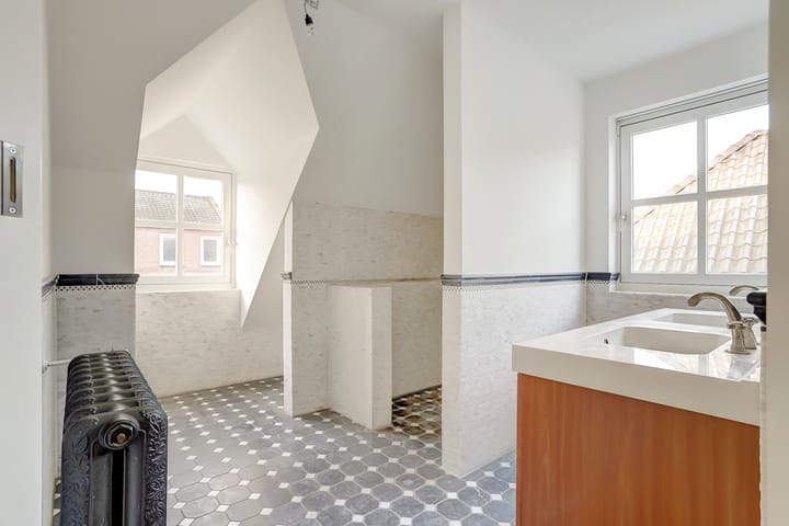 Foto 24 van Zandeind 6-D