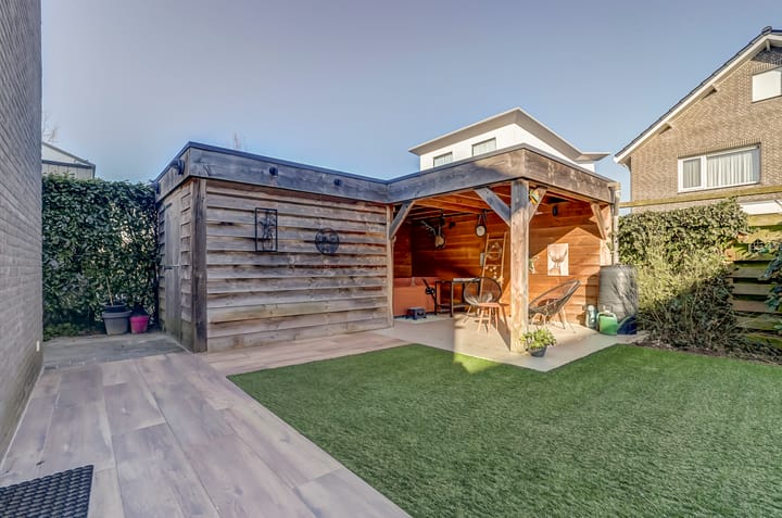 Foto 32 van Paul Schuitemastraat 3