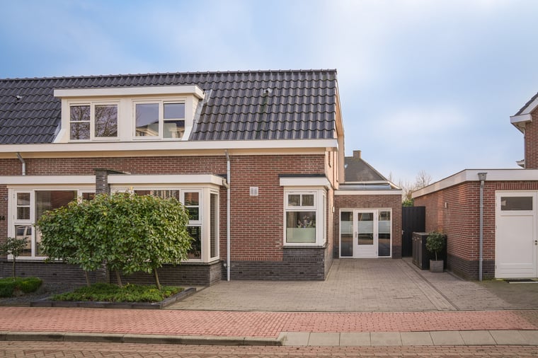Clarevelt 12 main image