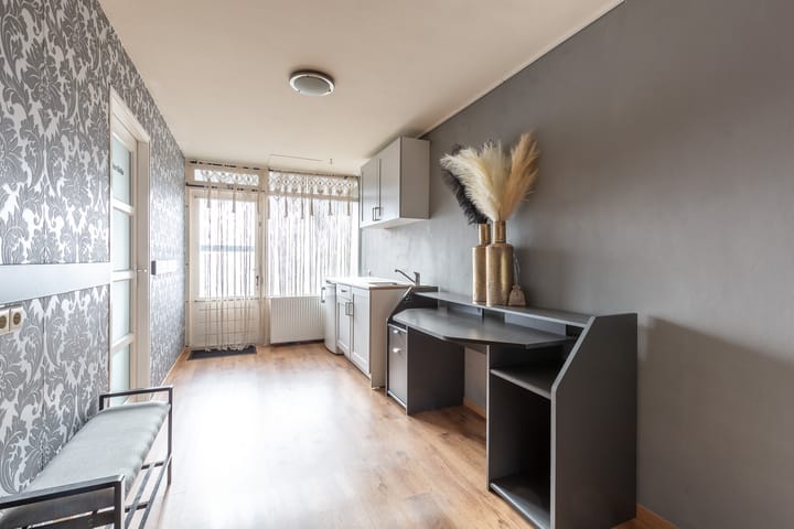 Photo 11 of Ereprijsstraat 13