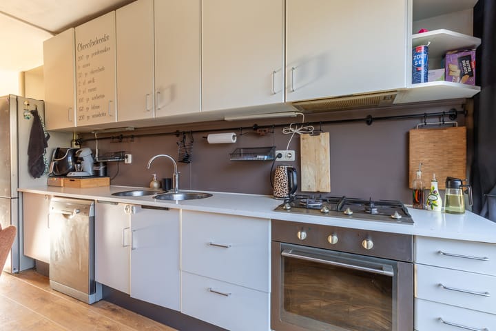 Photo 23 of Ereprijsstraat 13