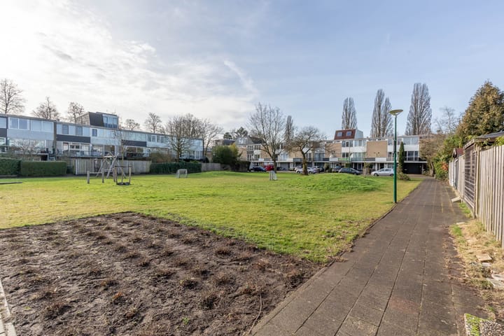 Photo 36 of Ereprijsstraat 13