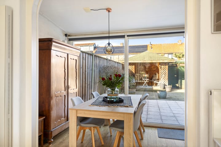 Foto 8 van Ruysdaelstraat 48