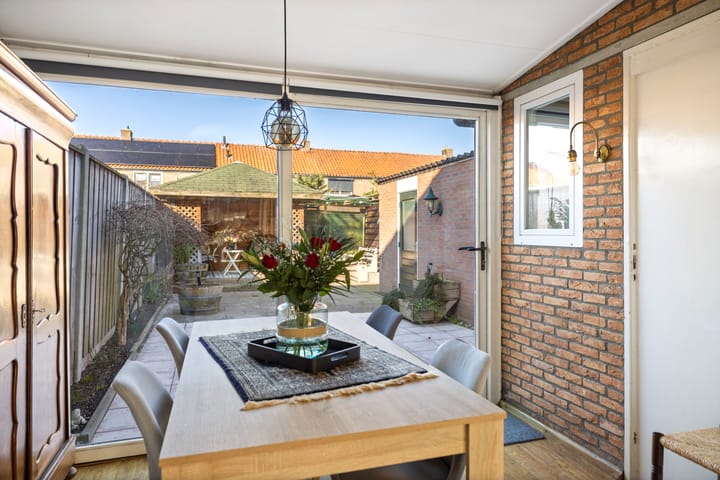 Foto 9 van Ruysdaelstraat 48