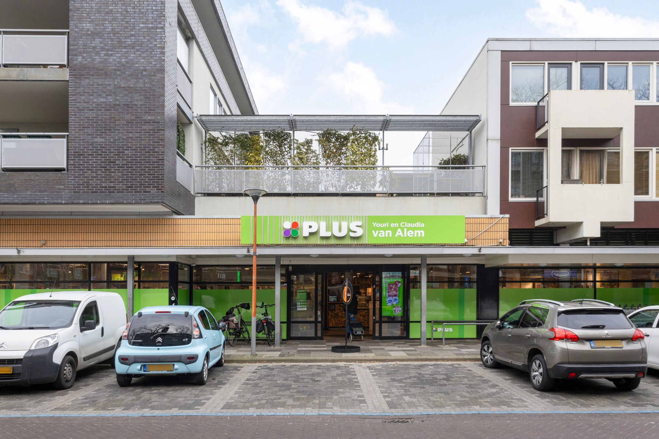 Photo 21 of Banier 69